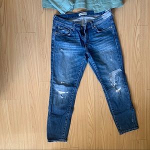 Zara Woman Distressed Straight Ankle Jean Size 6